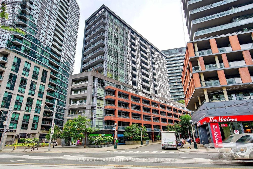 212 - 15 Bruyeres Mews, Toronto (niagara)