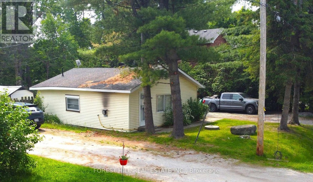 3195 Cowan Avenue, Innisfil