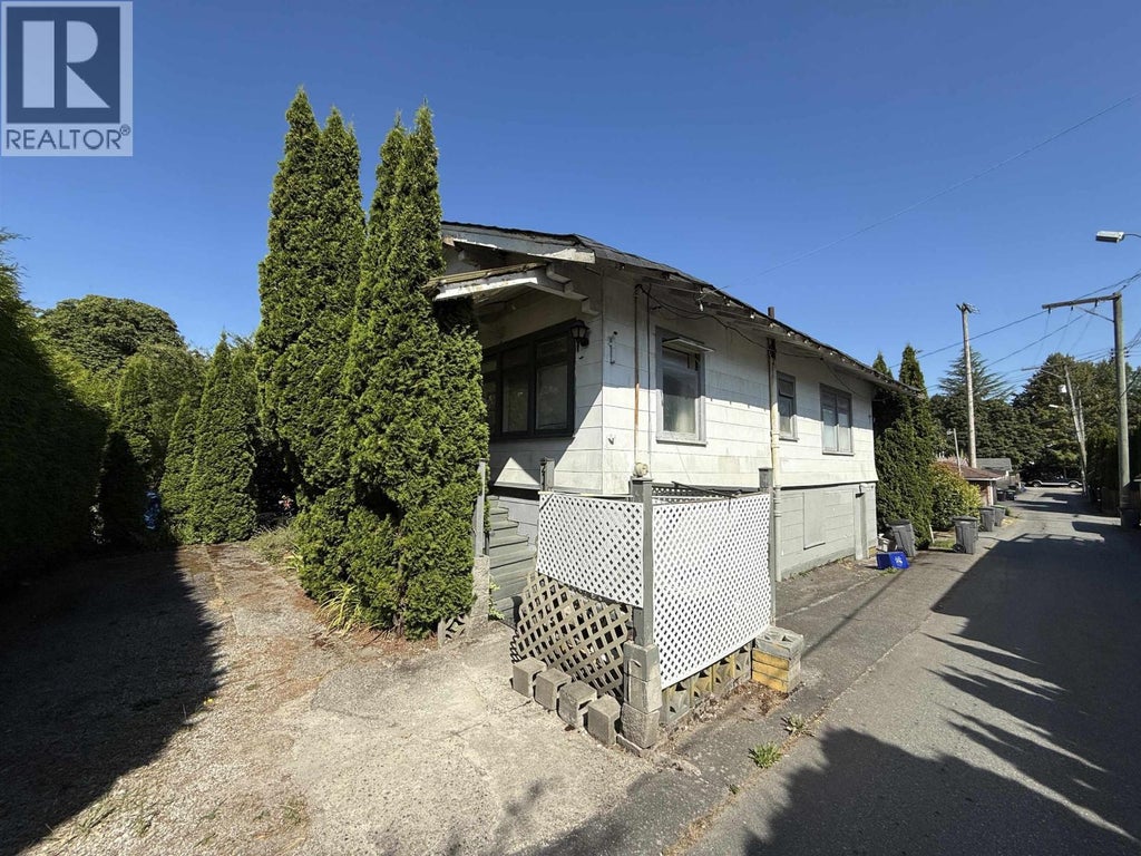 211 E 38th Avenue, Vancouver