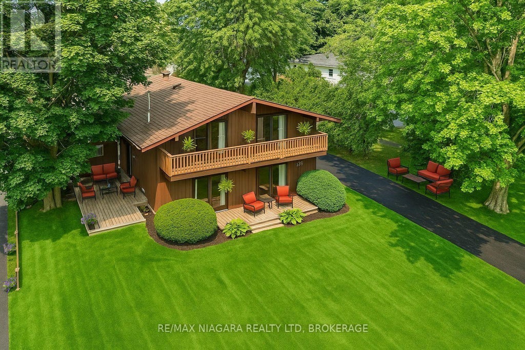 735 Niagara Boulevard, Fort Erie (central)