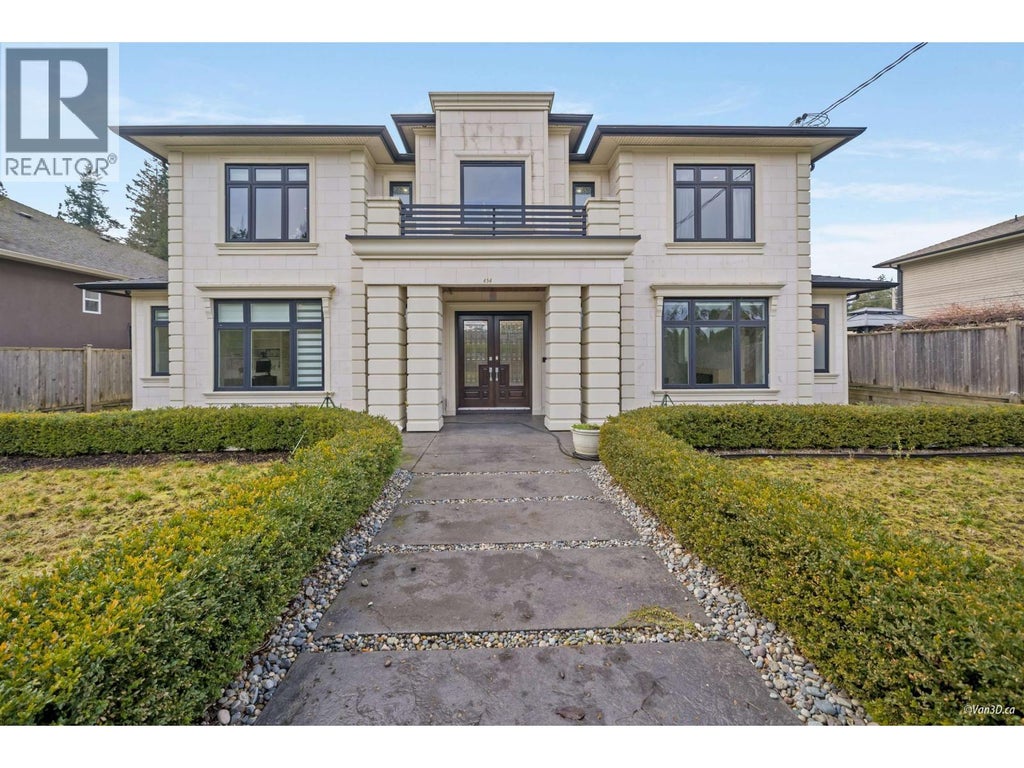 656 Blue Mountain Street, Coquitlam