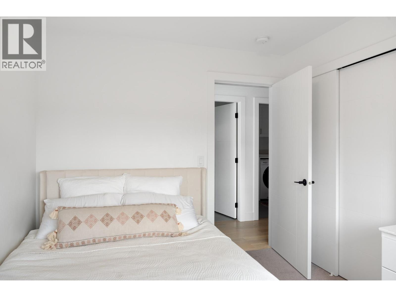 2481 Ethel Street. Kelowna, British Columbia