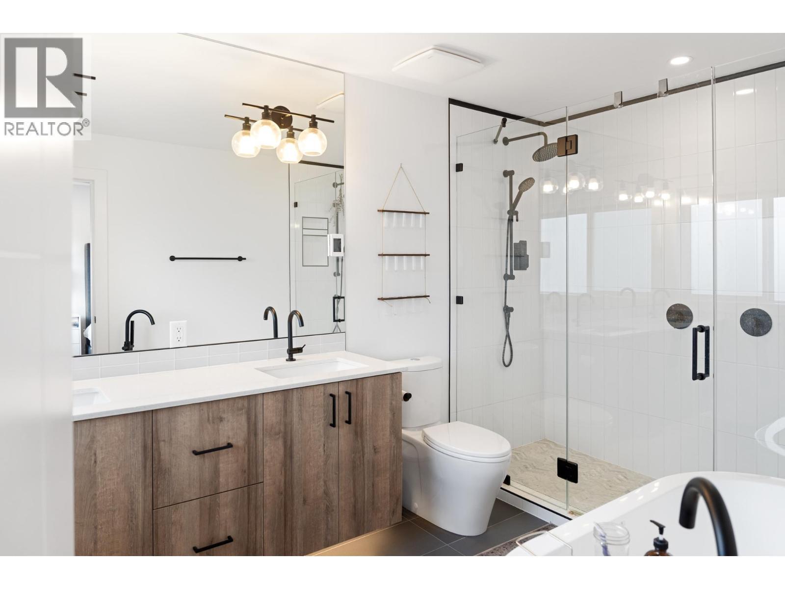 2481 Ethel Street. Kelowna, British Columbia