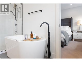 2481 Ethel Street. Kelowna, British Columbia