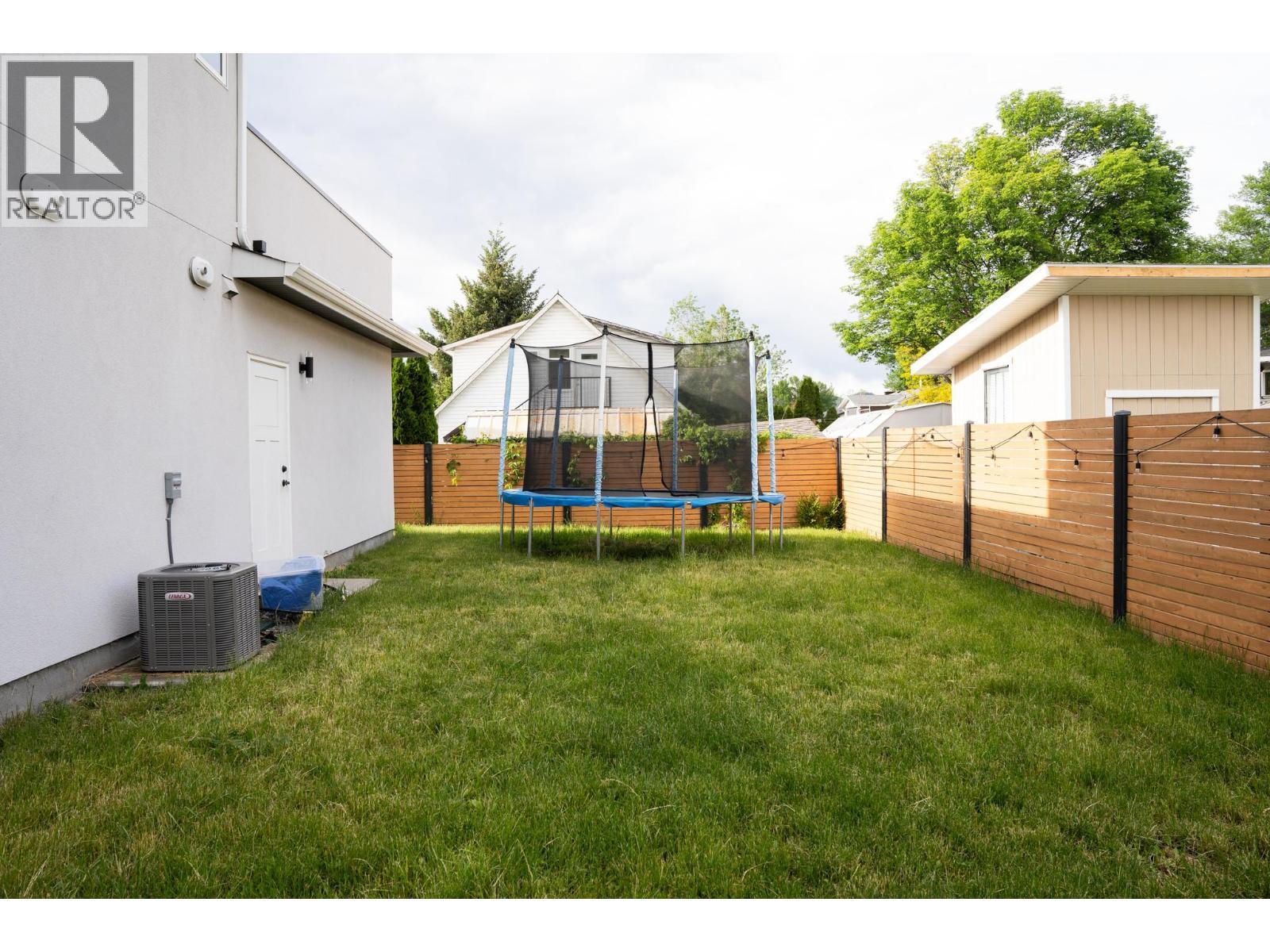 2481 Ethel Street. Kelowna, British Columbia