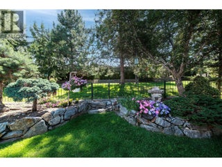 4137 Gallaghers Forest S. Kelowna, British Columbia
