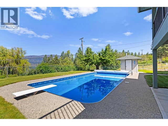 16865 Commonage Road, Lake Country