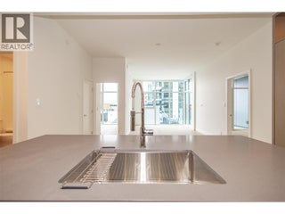 3389 Lakeshore Road Unit# 312 Lot# 35. Kelowna, British Columbia