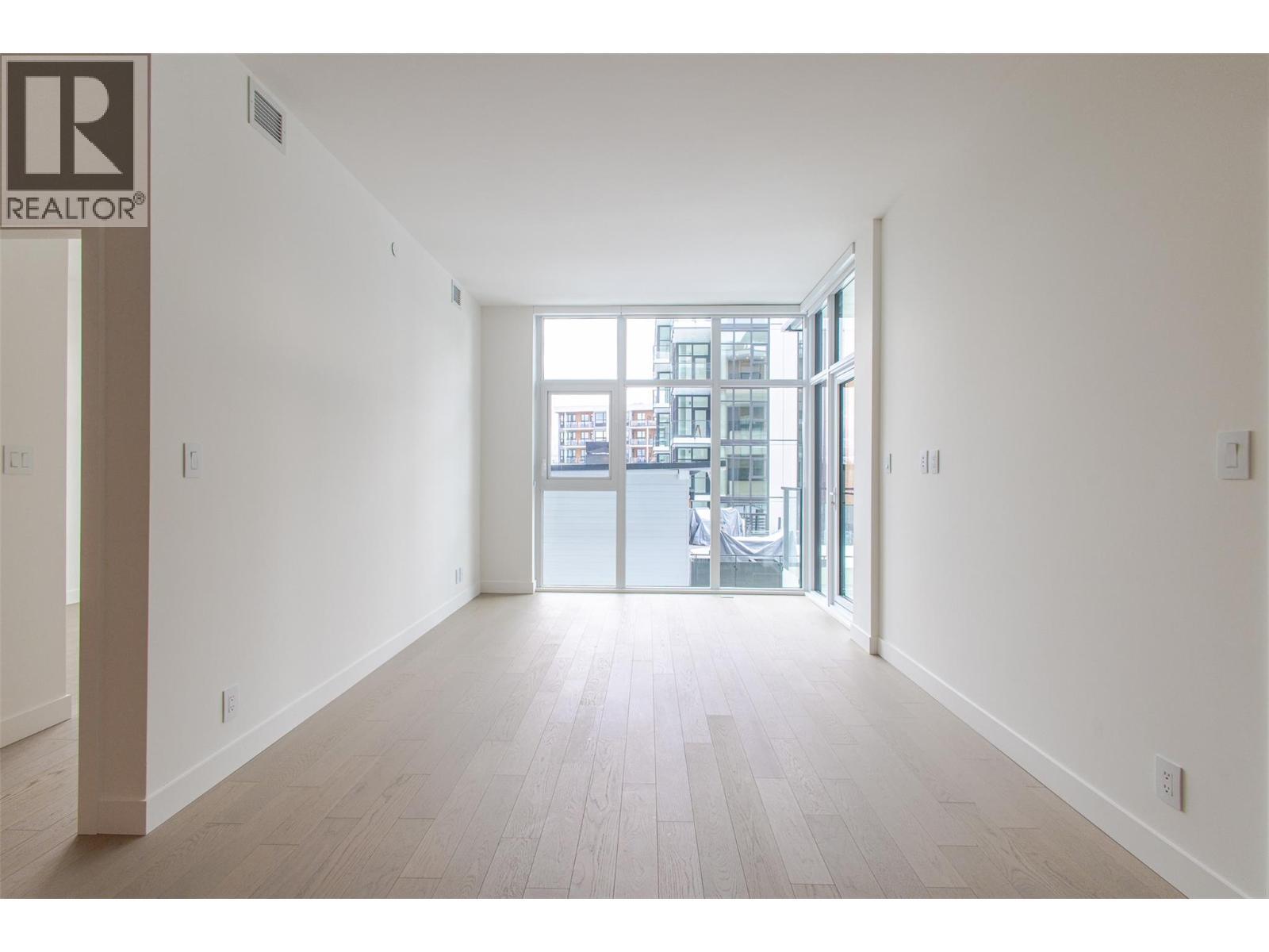 3389 Lakeshore Road Unit# 312 Lot# 35. Kelowna, British Columbia