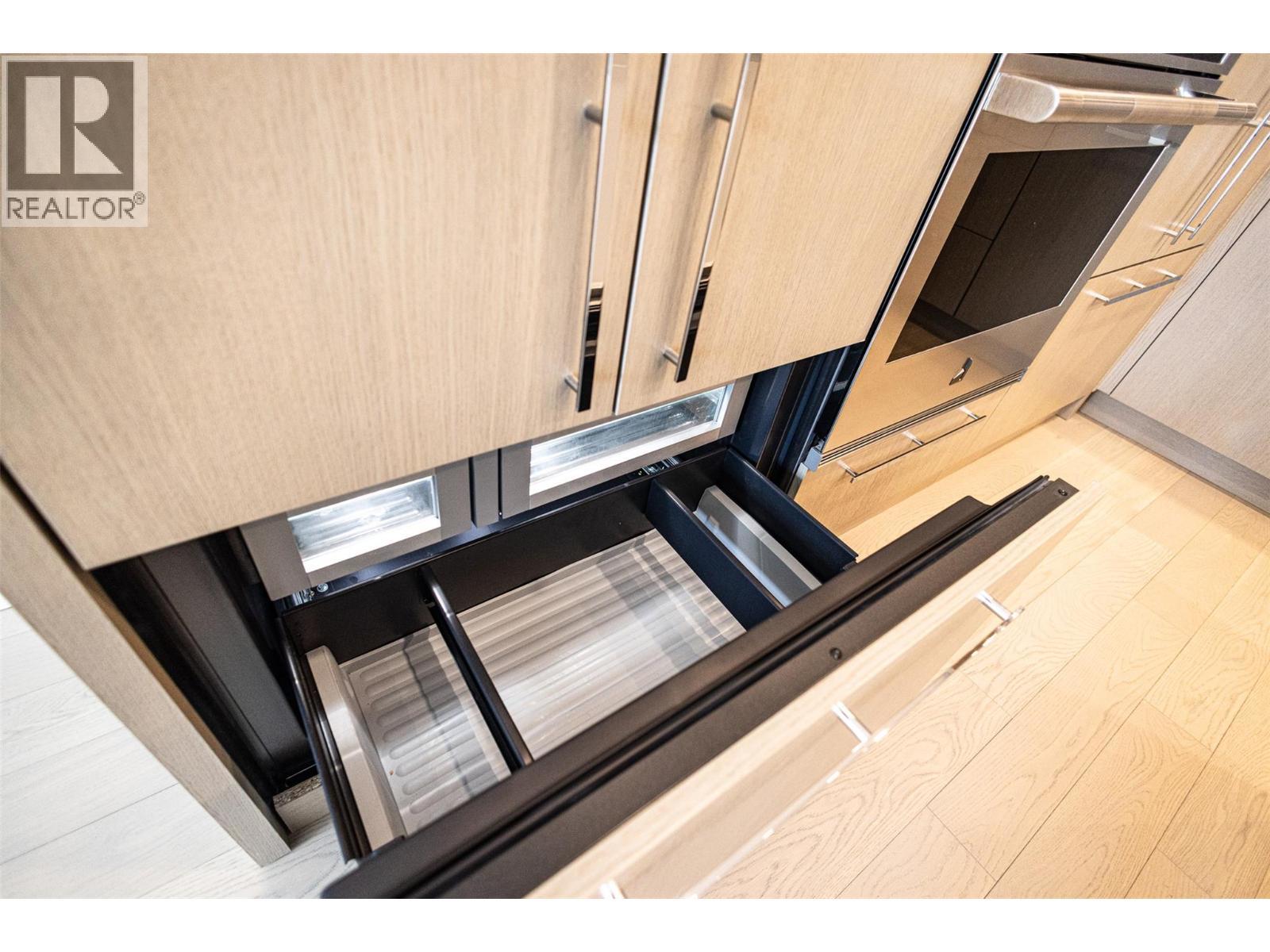 3389 Lakeshore Road Unit# 312 Lot# 35. Kelowna, British Columbia