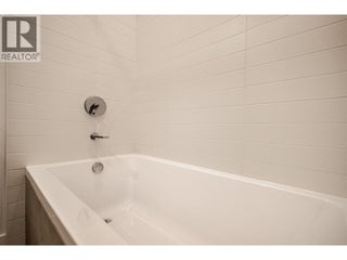 3389 Lakeshore Road Unit# 312 Lot# 35. Kelowna, British Columbia