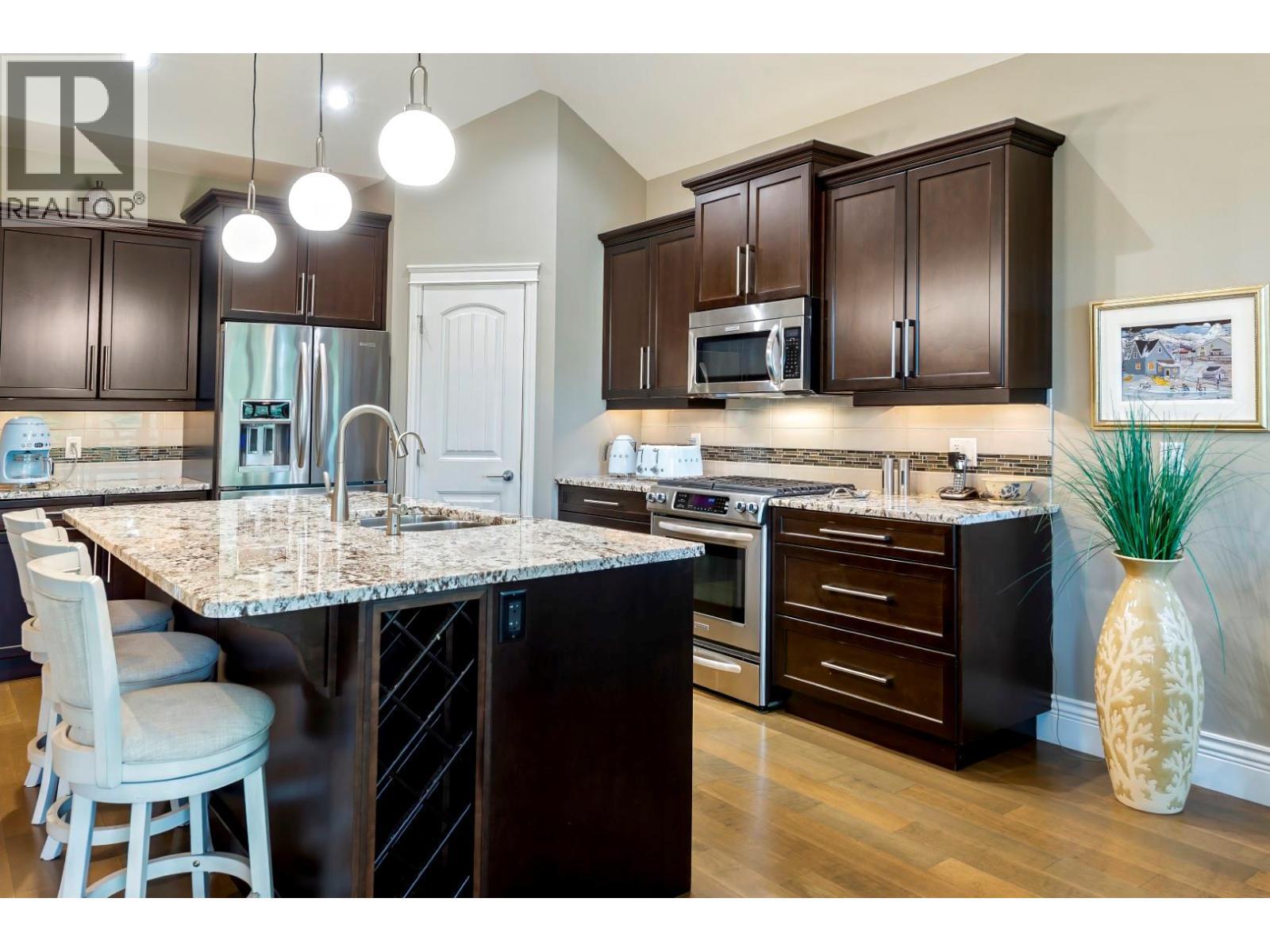 4346 Gallagher's Fairway S. Kelowna, British Columbia