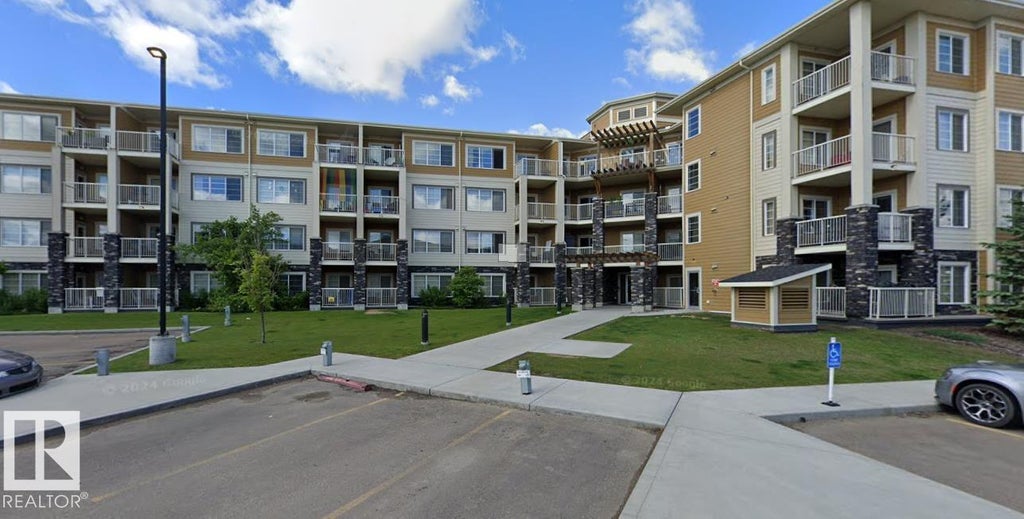 #405 3670 139 Av Nw, Edmonton
