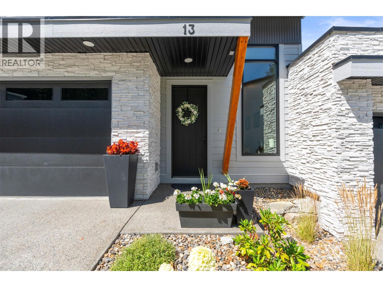 269 Diamond Way Unit# 13. Vernon, British Columbia