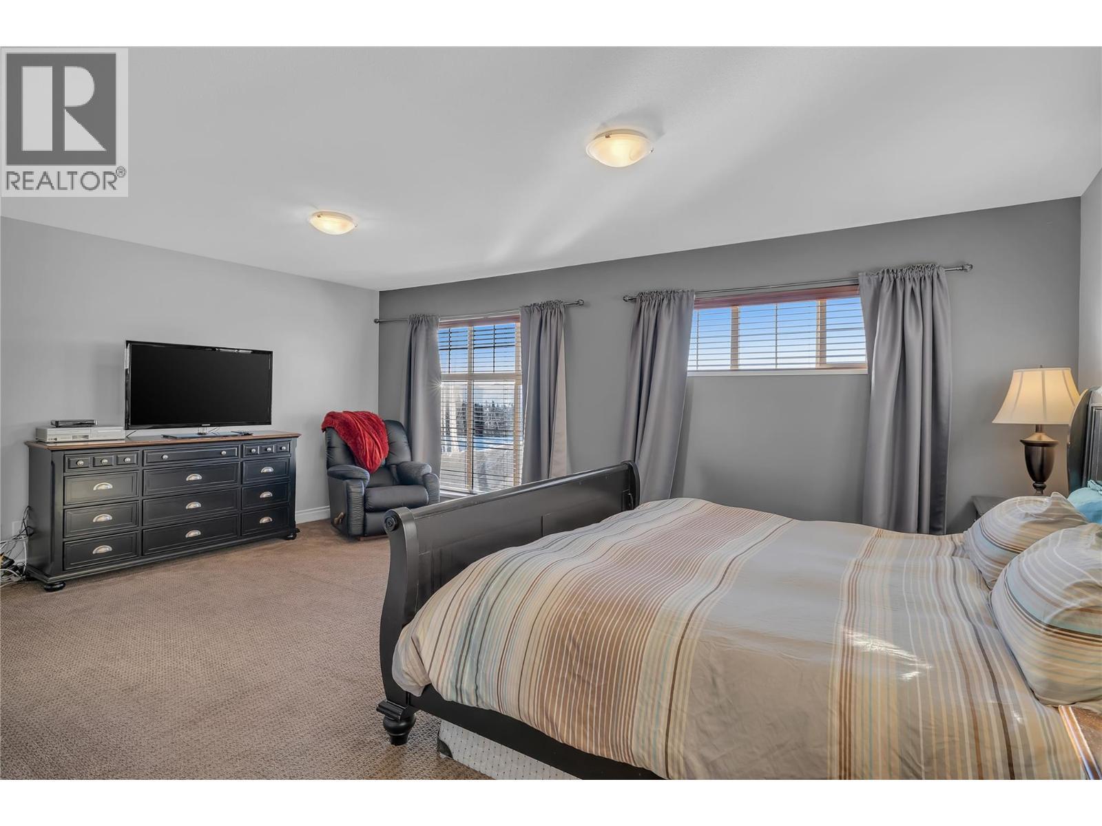 5045 Snowbird Way Unit# 5. Big White, British Columbia