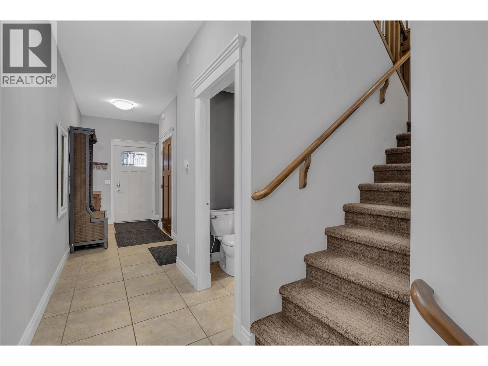 5045 Snowbird Way Unit# 5. Big White, British Columbia