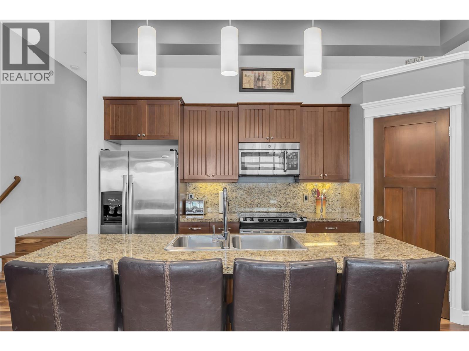 5045 Snowbird Way Unit# 5. Big White, British Columbia