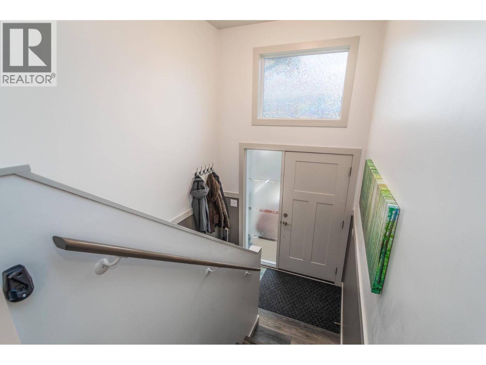 384 Hardie Road. Kelowna, British Columbia