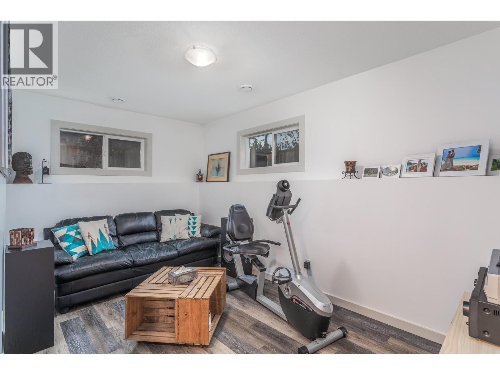 384 Hardie Road. Kelowna, British Columbia