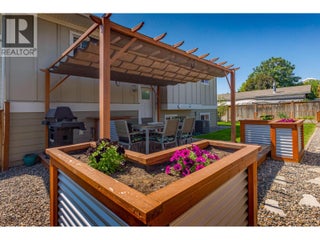 384 Hardie Road. Kelowna, British Columbia