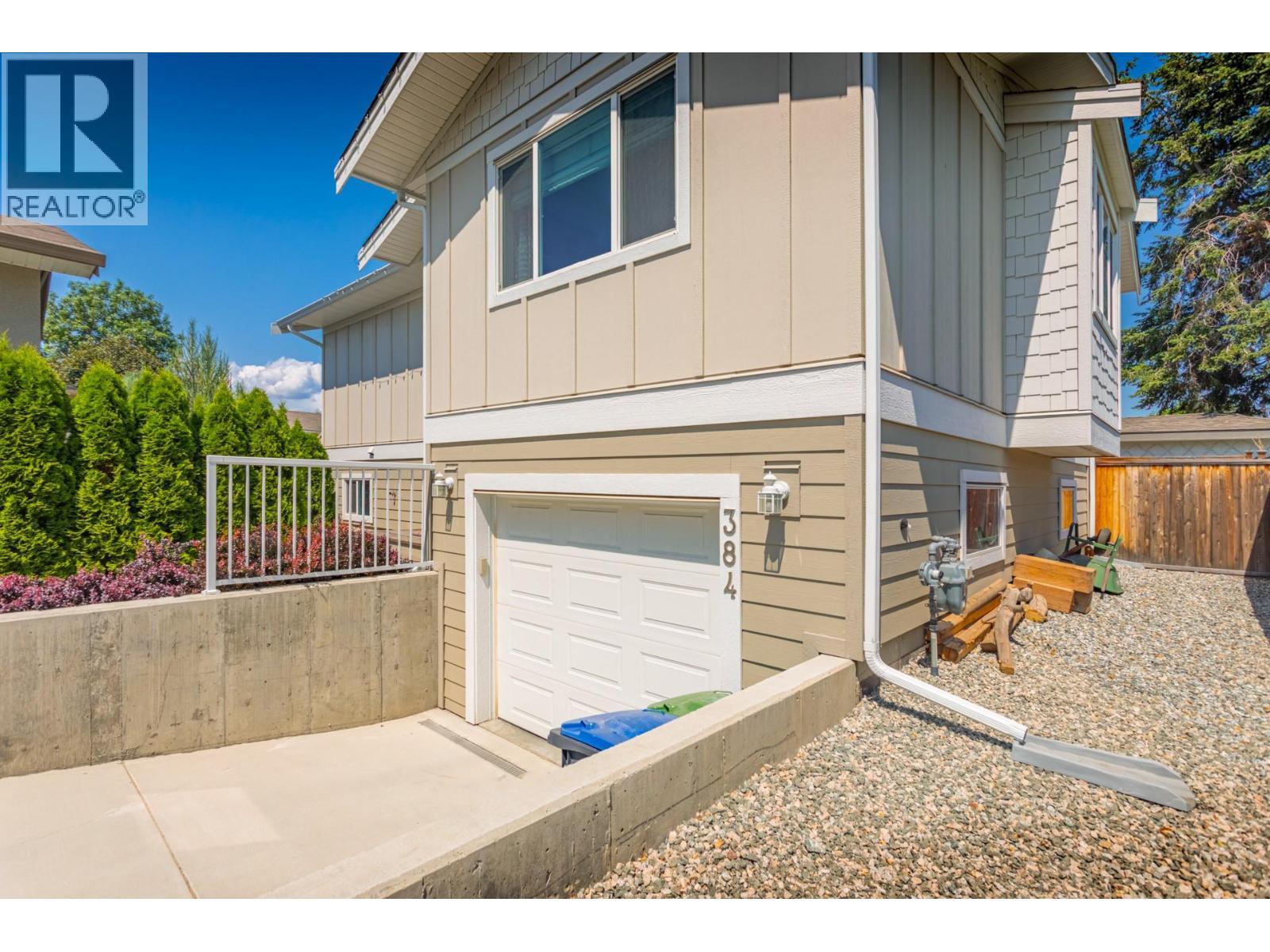 384 Hardie Road. Kelowna, British Columbia