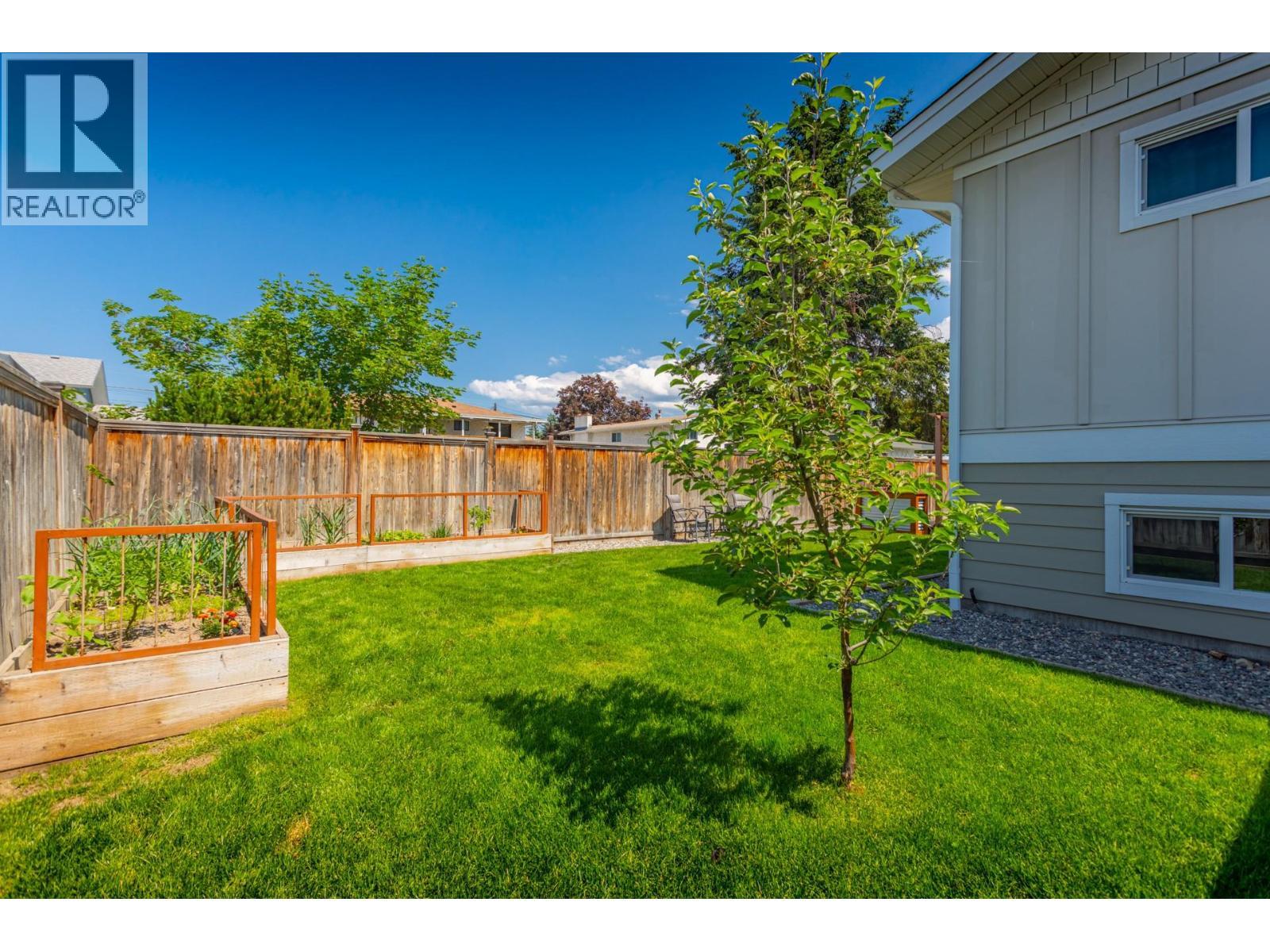 384 Hardie Road. Kelowna, British Columbia