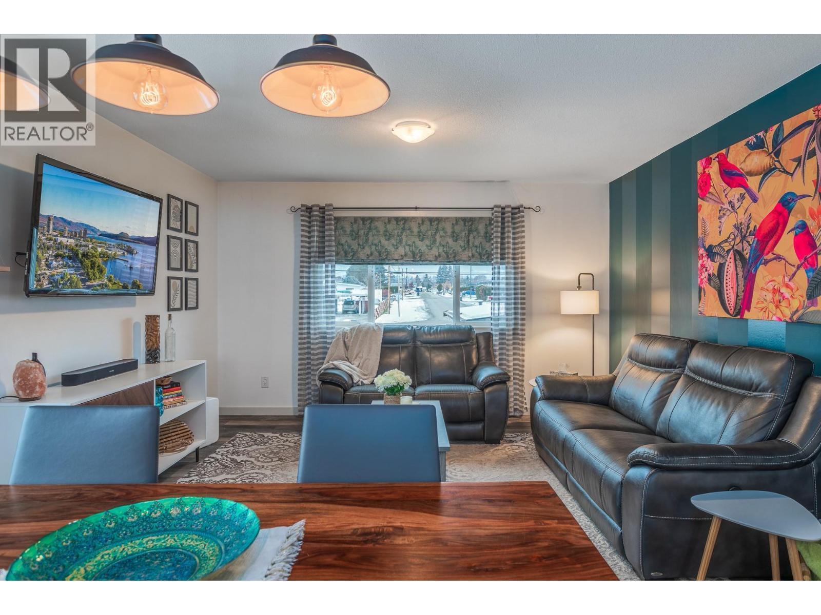 384 Hardie Road. Kelowna, British Columbia