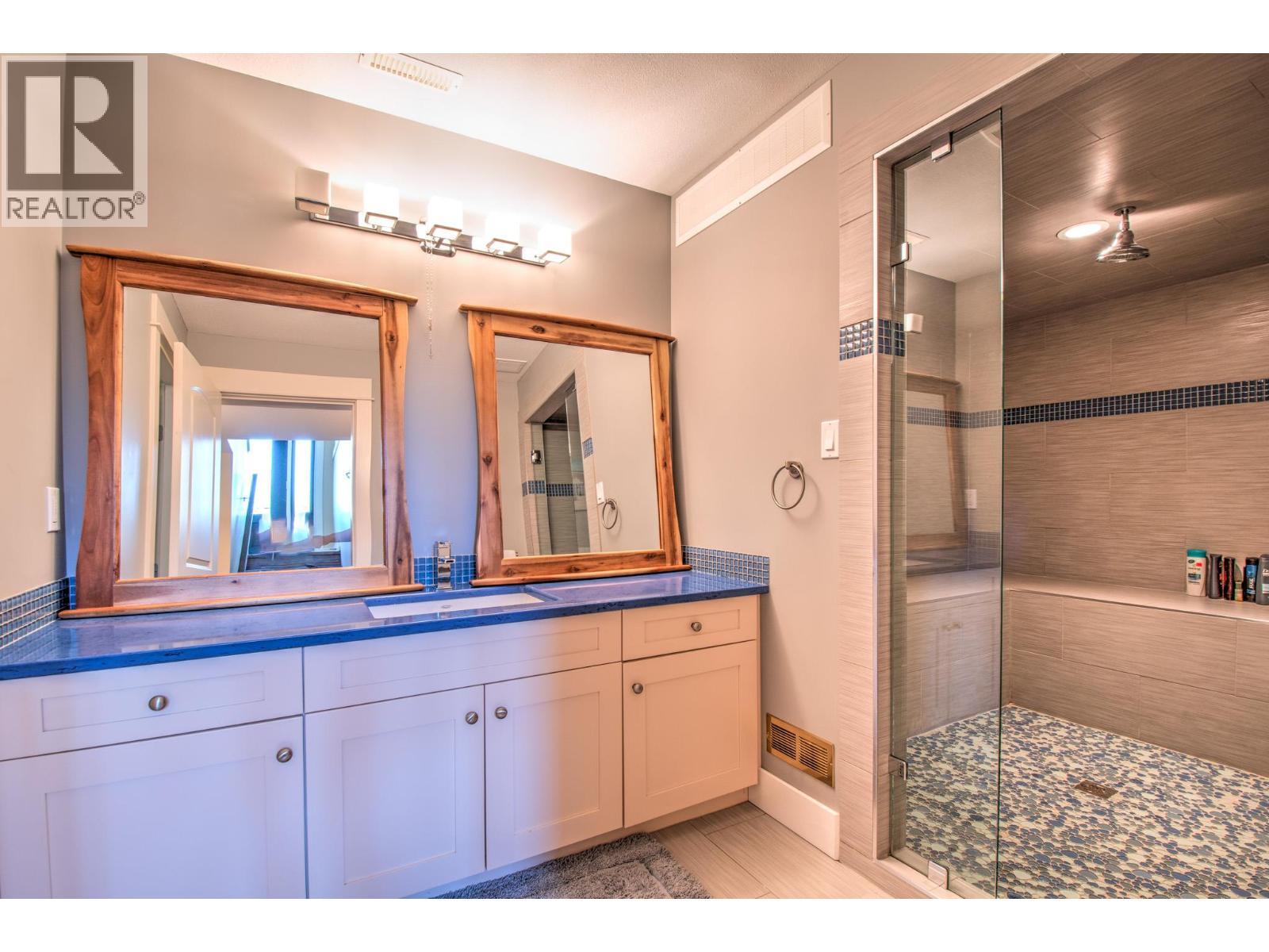 5409 Willow Drive. Vernon, British Columbia