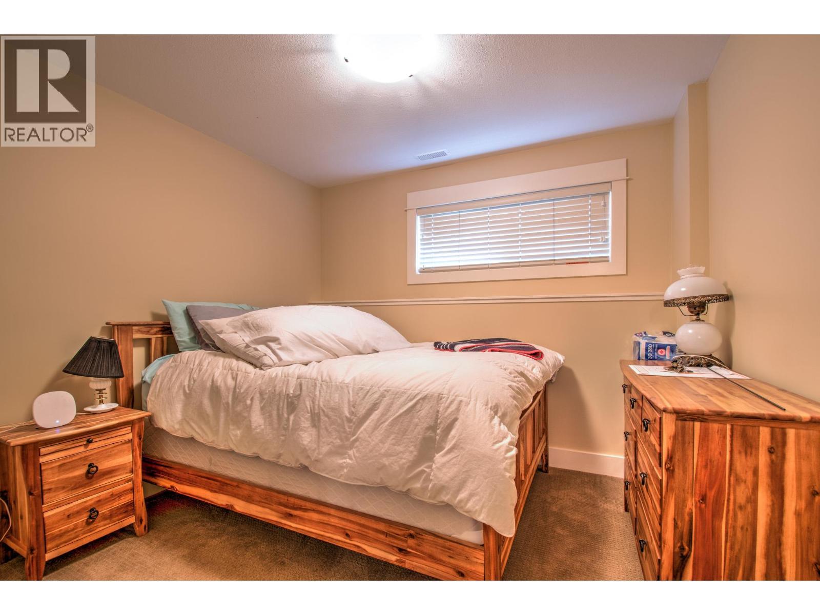 5409 Willow Drive. Vernon, British Columbia