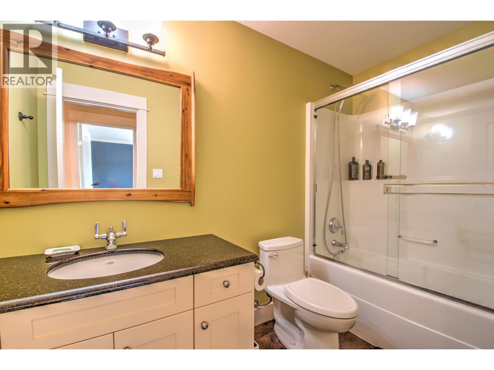 5409 Willow Drive. Vernon, British Columbia