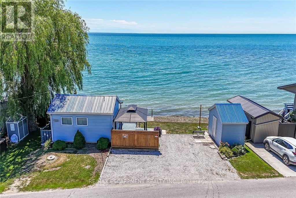 86 Lakeshore Road, Haldimand