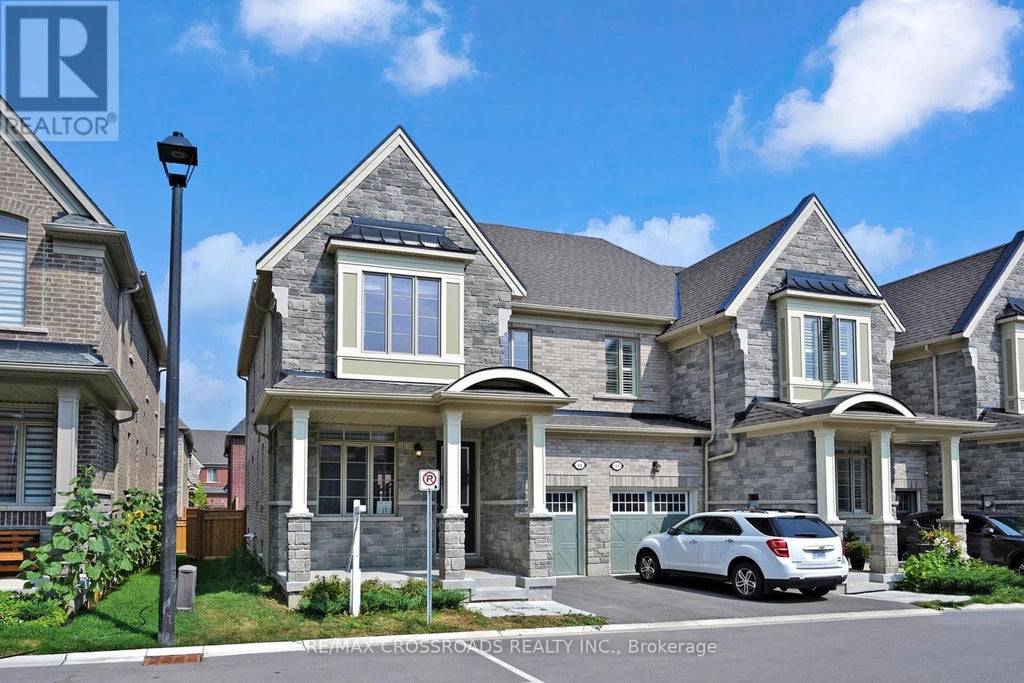 11 Cornelius Lane, Ajax (northwest Ajax)