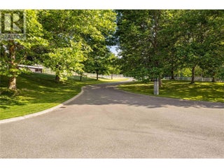 4840 Lakeshore Road. Kelowna, British Columbia