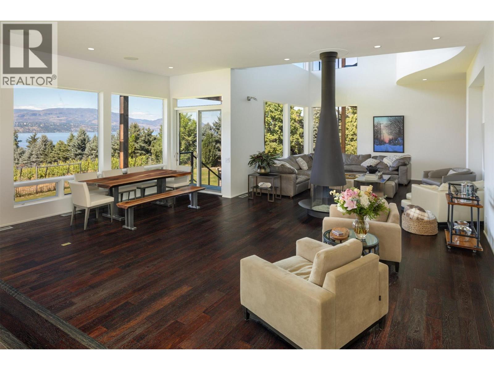 4840 Lakeshore Road. Kelowna, British Columbia