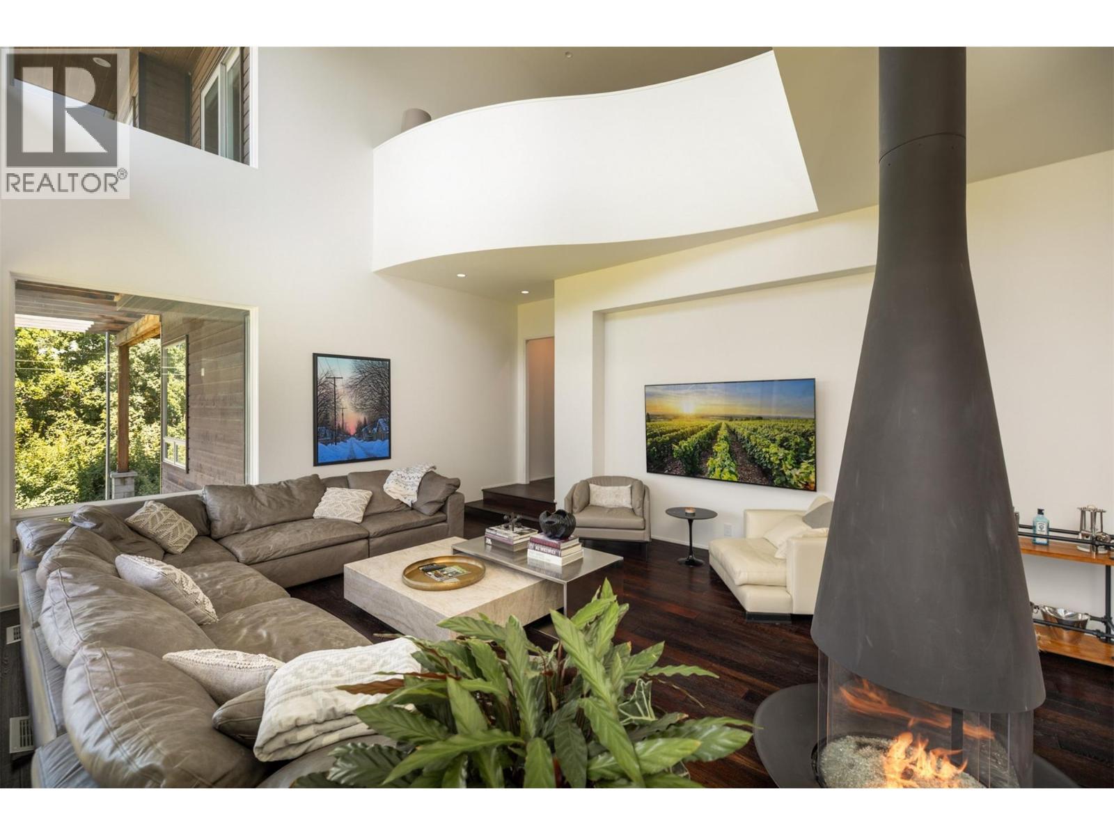 4840 Lakeshore Road. Kelowna, British Columbia