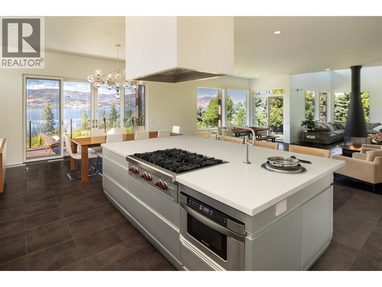 4840 Lakeshore Road. Kelowna, British Columbia