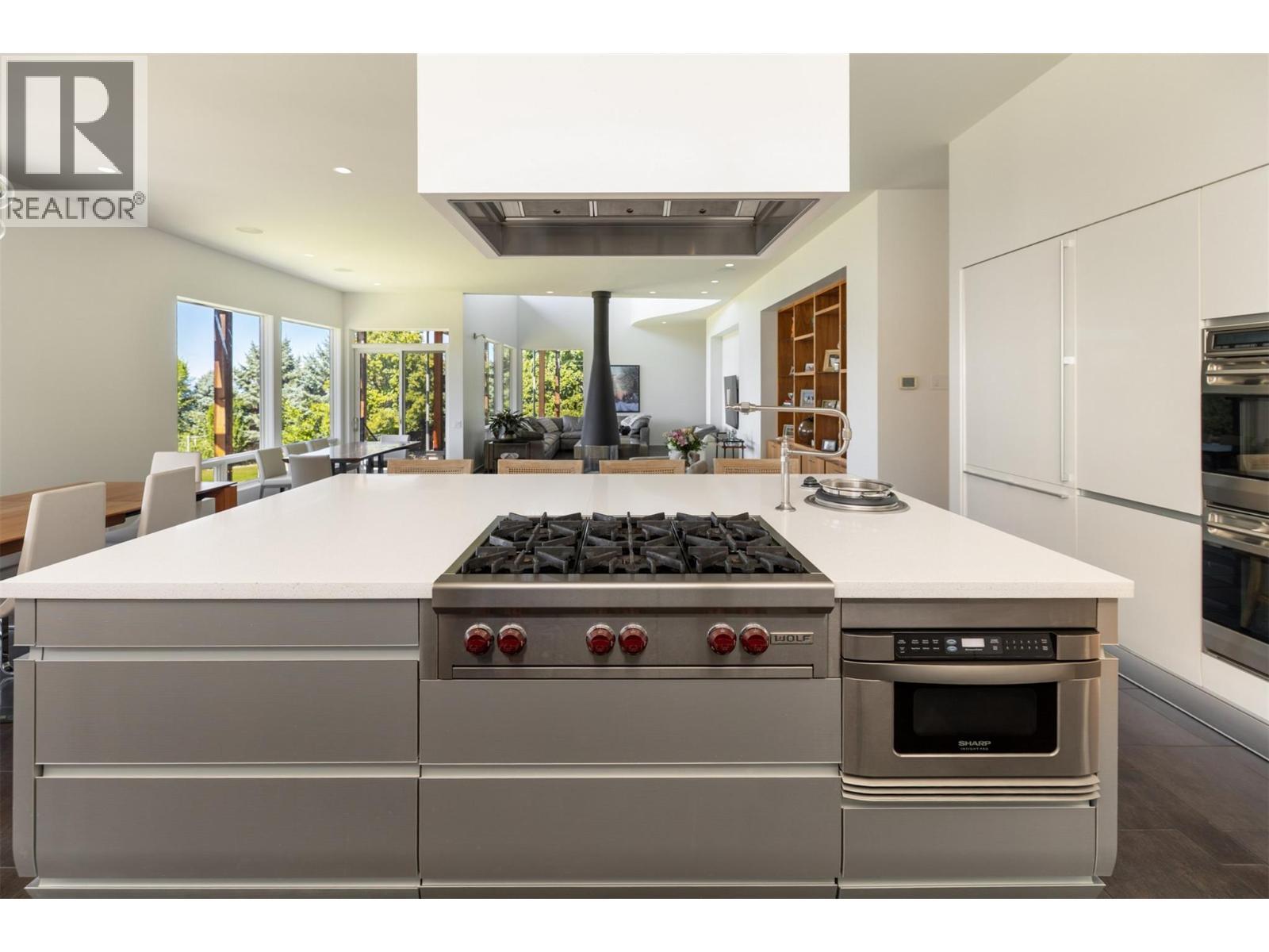 4840 Lakeshore Road. Kelowna, British Columbia