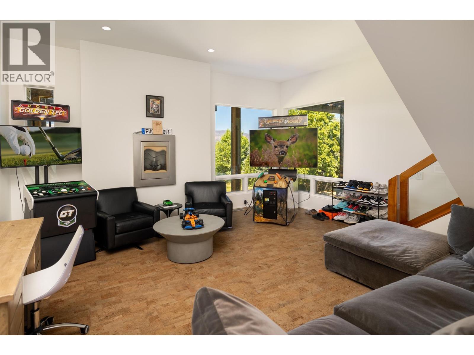 4840 Lakeshore Road. Kelowna, British Columbia