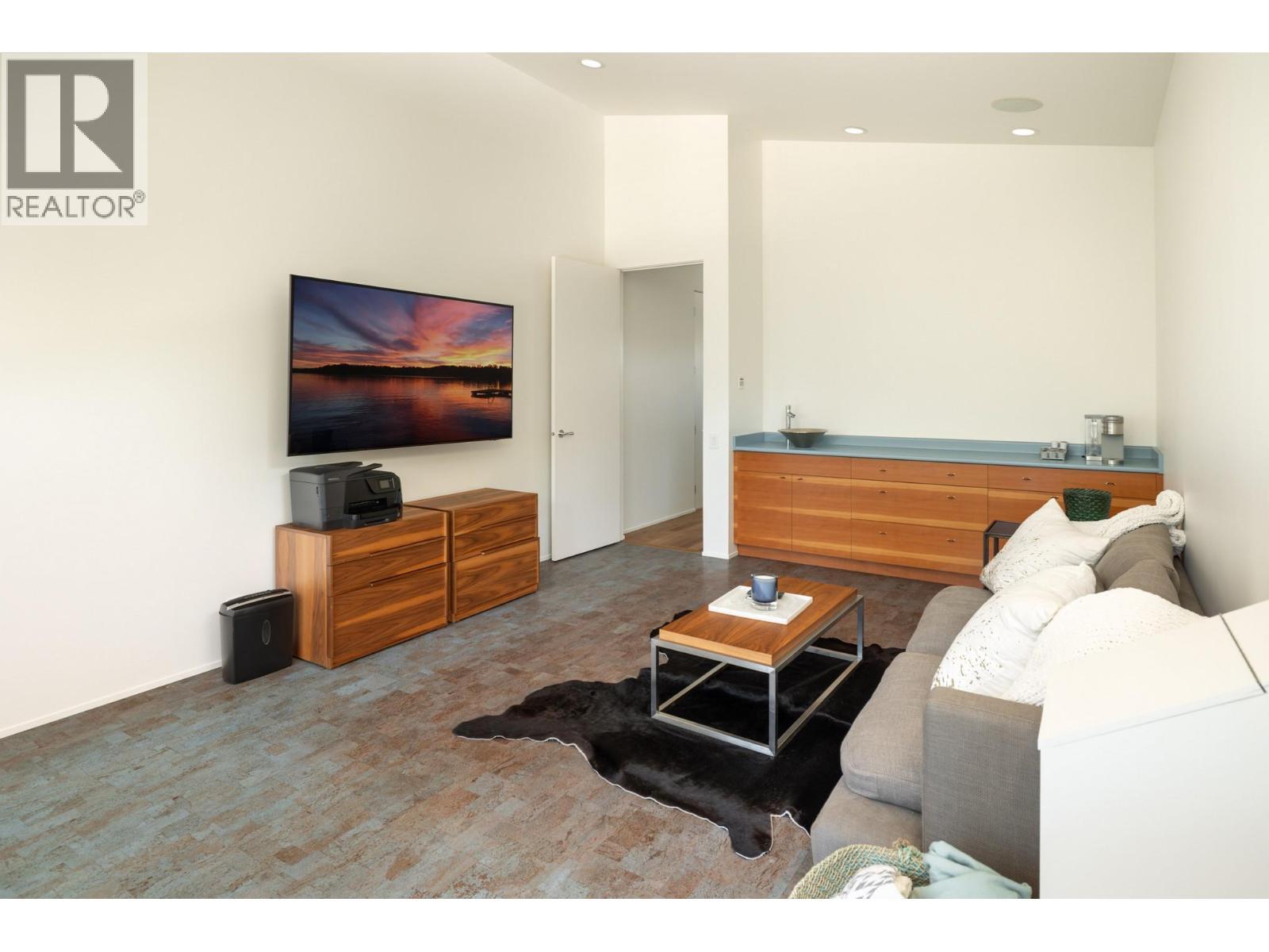 4840 Lakeshore Road. Kelowna, British Columbia