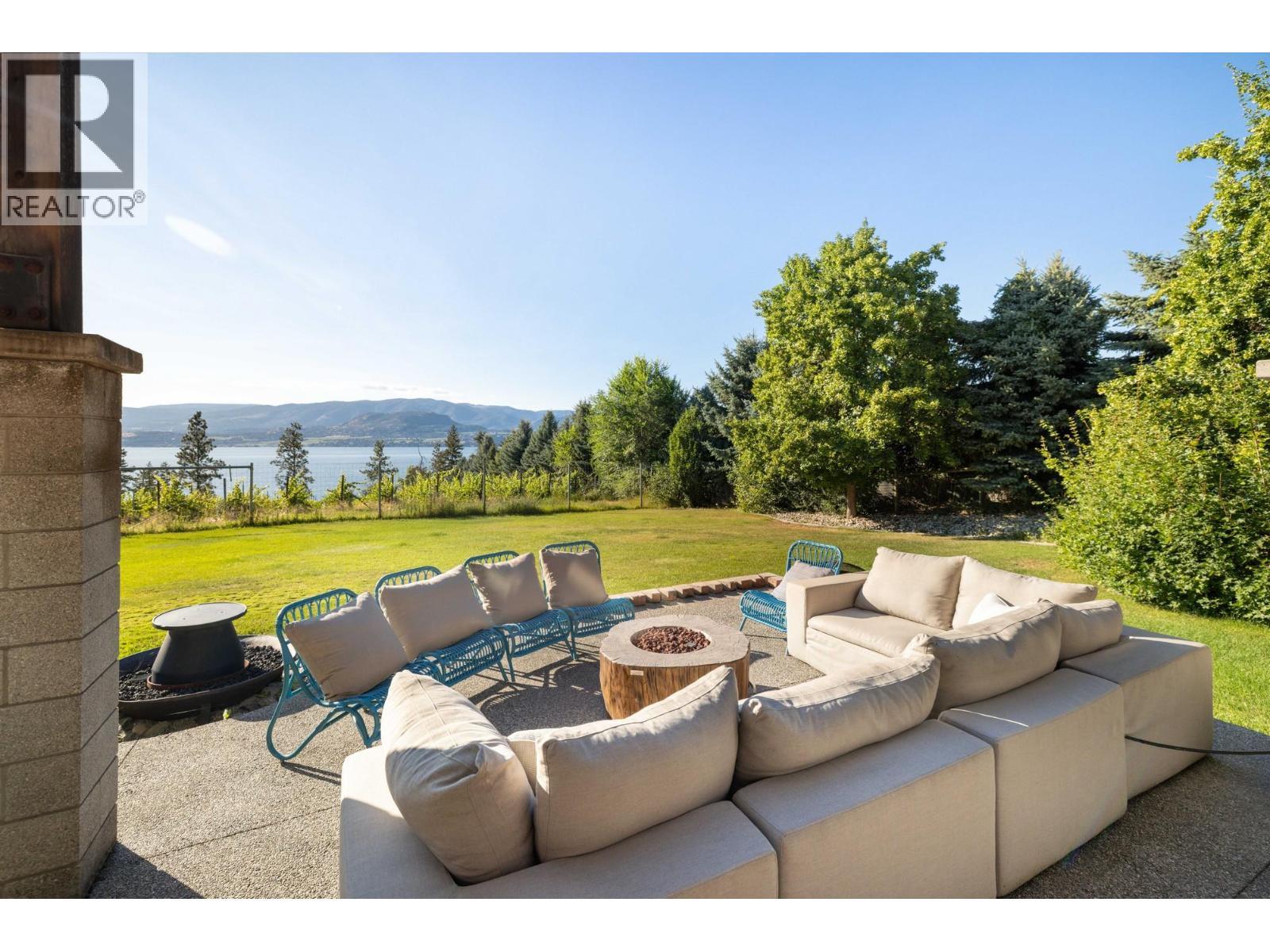 4840 Lakeshore Road. Kelowna, British Columbia