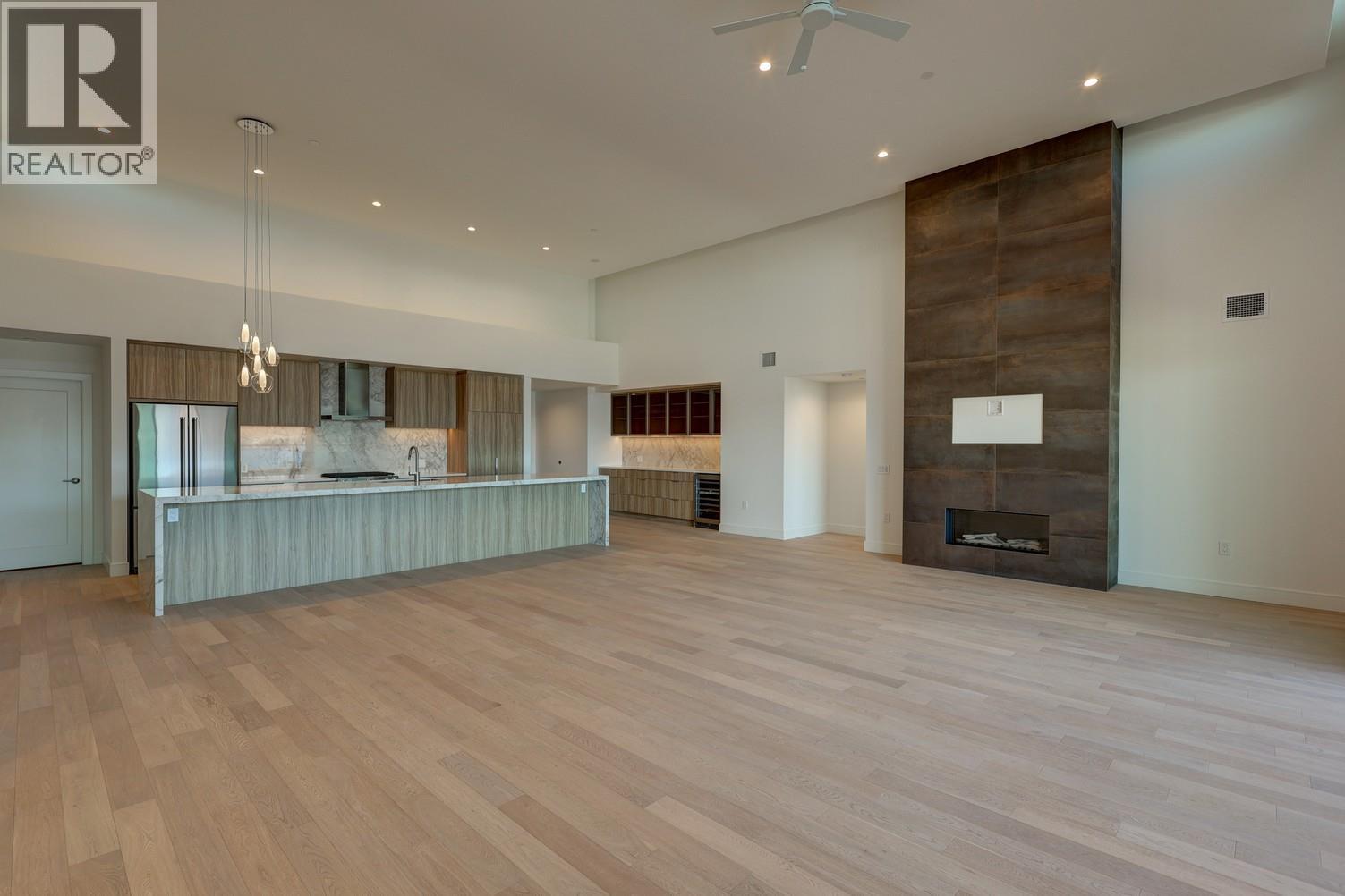 3000 Ariva Drive Unit# 3503. Kelowna, British Columbia