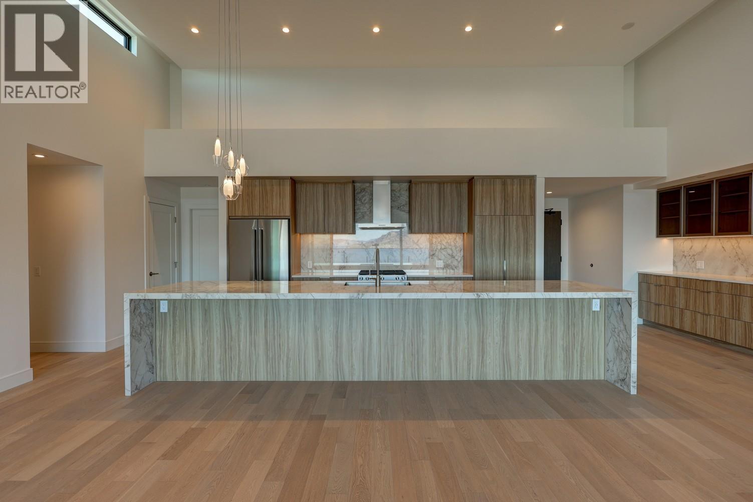 3000 Ariva Drive Unit# 3503. Kelowna, British Columbia