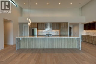 3000 Ariva Drive Unit# 3503. Kelowna, British Columbia