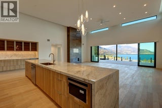 3000 Ariva Drive Unit# 3503. Kelowna, British Columbia