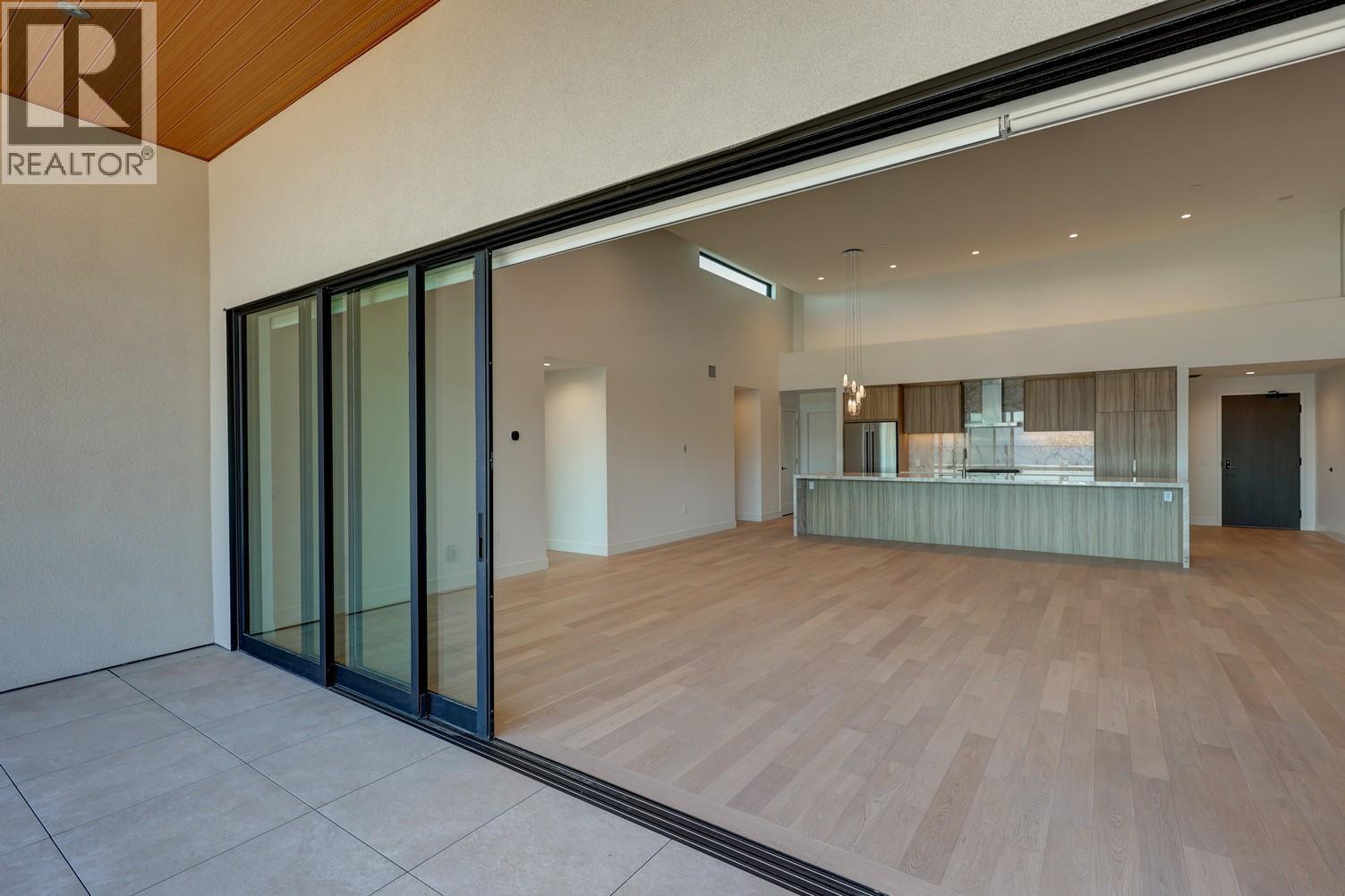 3000 Ariva Drive Unit# 3503. Kelowna, British Columbia