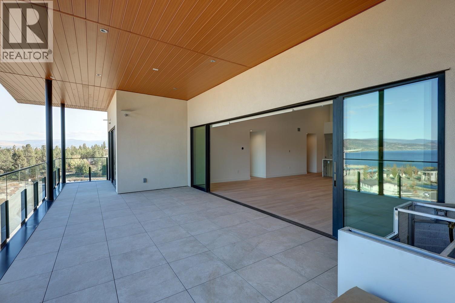 3000 Ariva Drive Unit# 3503. Kelowna, British Columbia