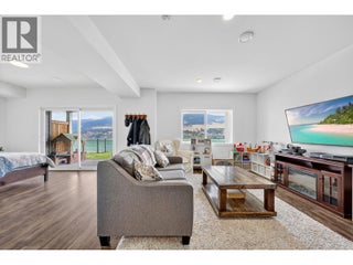 12075 Oceola Road Unit# 25. Lake Country, British Columbia