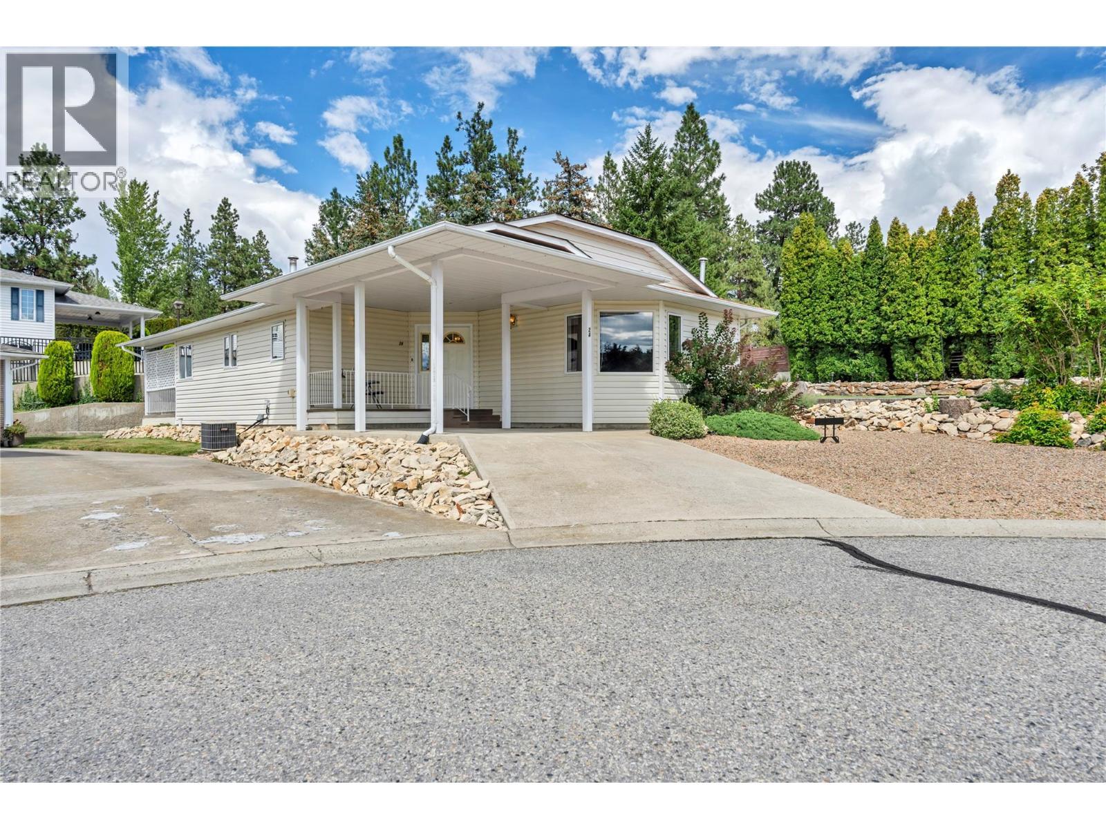 17017 Snow Avenue Unit# 24. Summerland, British Columbia