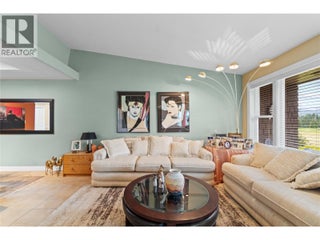 2552 Golf View Crescent. Blind Bay, British Columbia