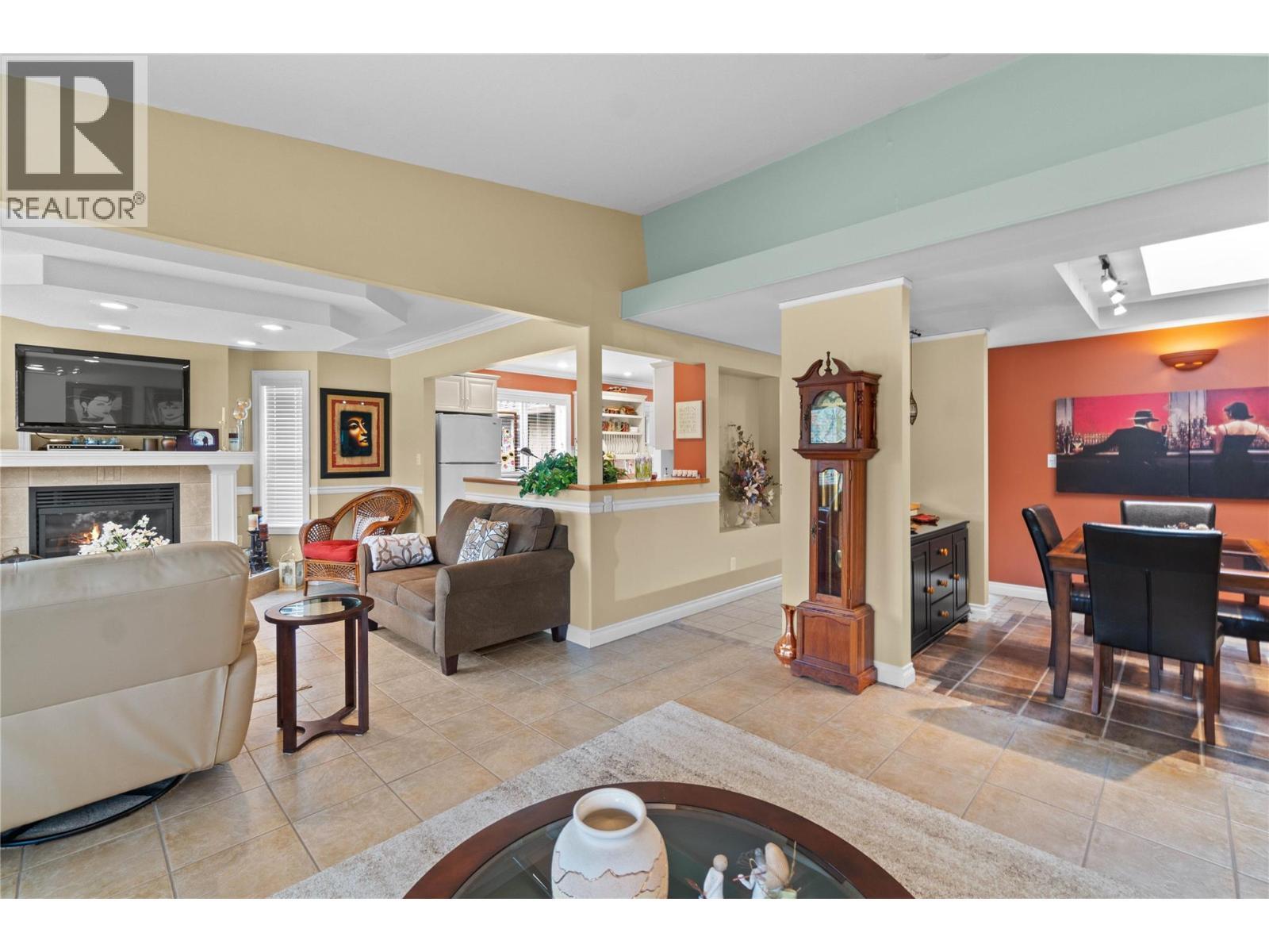 2552 Golf View Crescent. Blind Bay, British Columbia